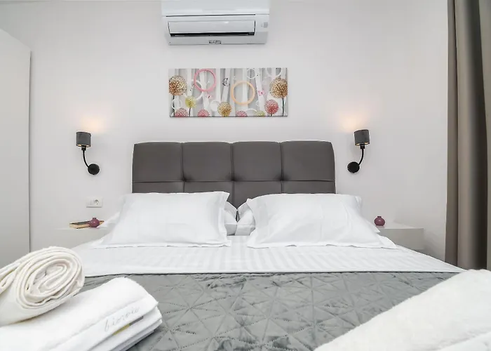 Апартаменты Silver Shine *